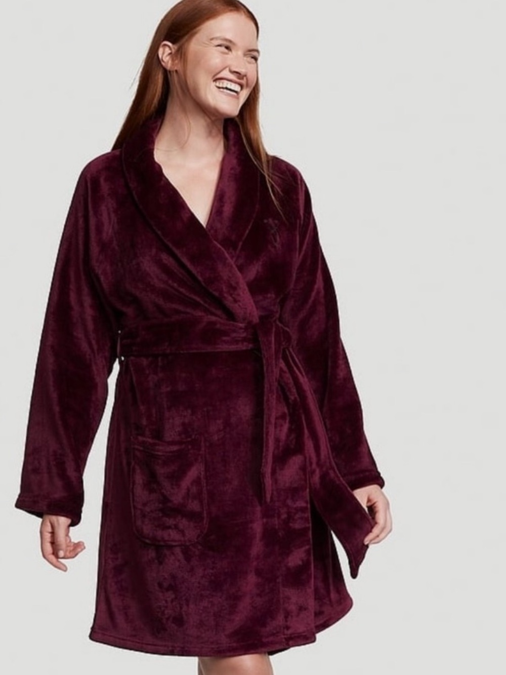 Victoria's Secret M/L Plush Shawl-Collar Robe in Burgundy maroon Super soft NEW